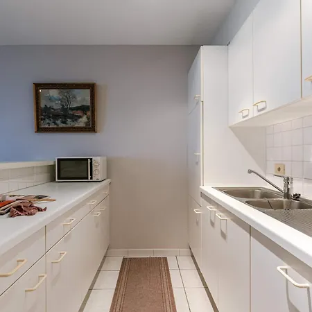 Bel Air Holiday - Stylish 2-Bedroom Apartment Near The Sea T76 * Ostend