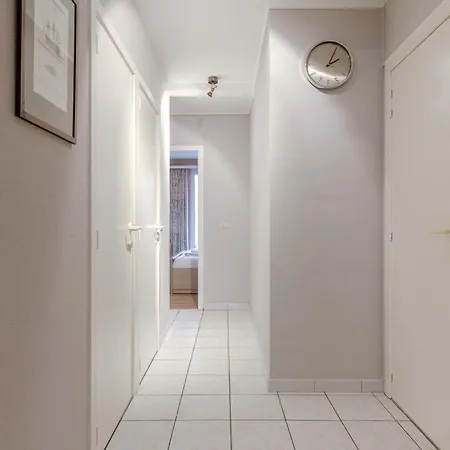 Apartamento Bel Air Holiday - Stylish 2-Bedroom Apartment Near The Sea T76 *