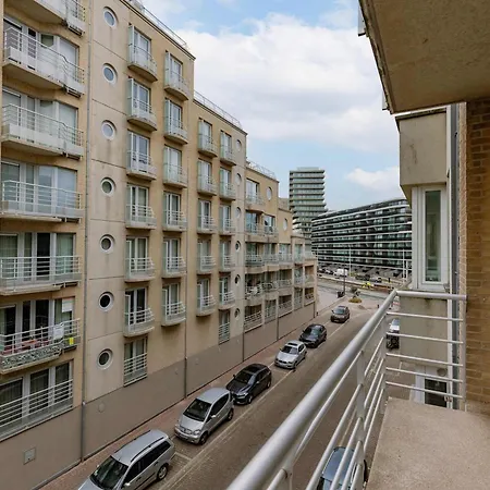 Apartment Bel Air - Stylish 2-bedroom Near The Sea T76